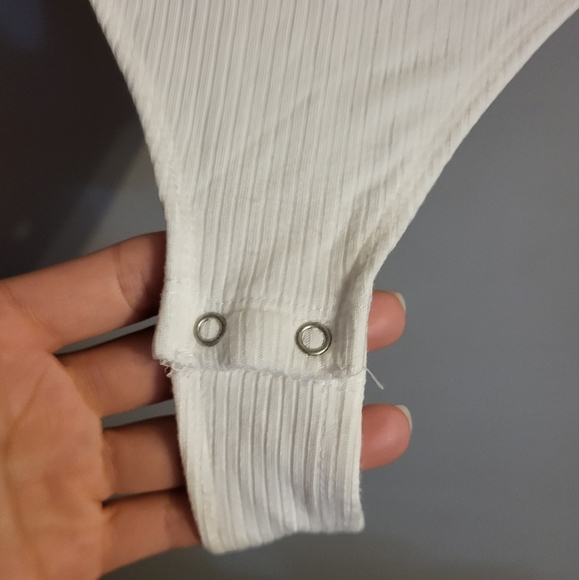 Garage white bodysuit / Bodysuit blanc Garage - Picture 6 of 10